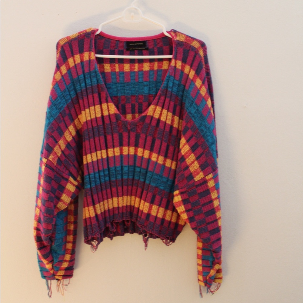 URBAN OUTFITTERS SWEATER